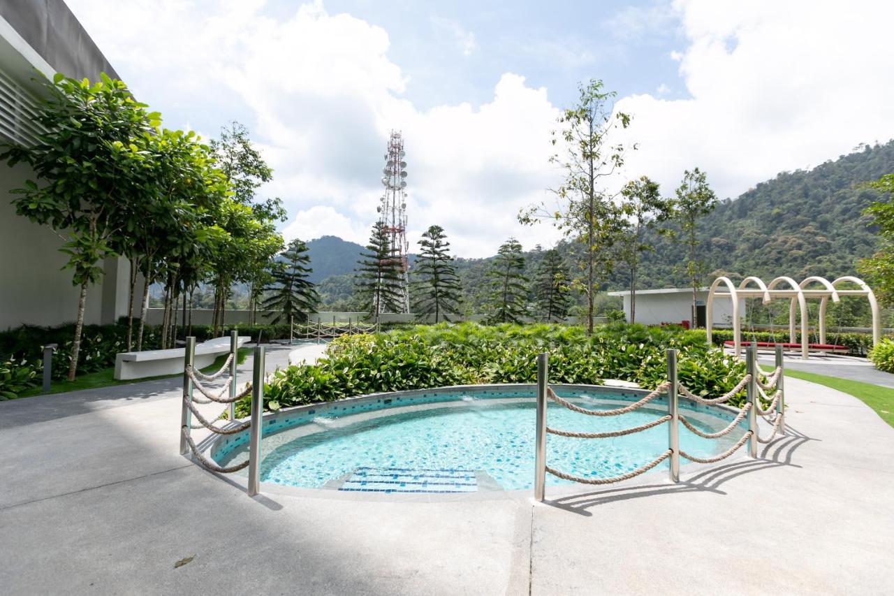 Double Story In The Sky - Genting Windmill Duplex Suite Genting Highlands Exterior photo